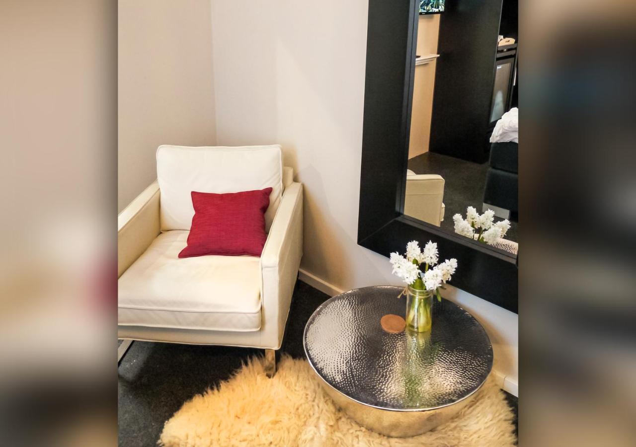 Comfort And Style In City Center With Ensuite Bathroom On Schaafenstrasse 科隆 外观 照片